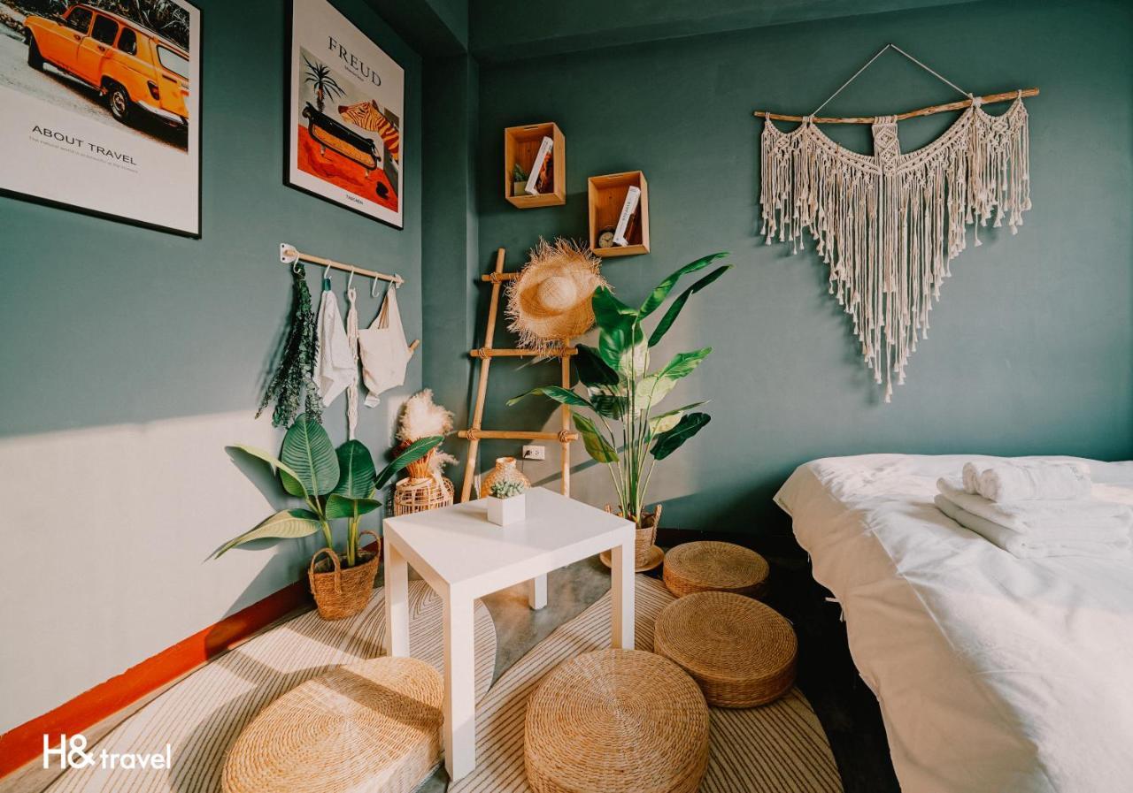 Tainan Sleepie Inn Экстерьер фото